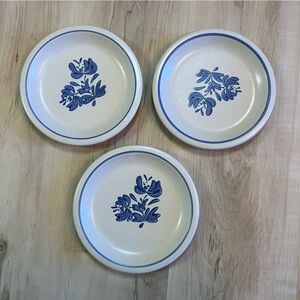 Set Of 3 PFALTZGRAFF Yorktowne 6 7/8” Salad Bread Dessert Plate Blue Floral Vtg